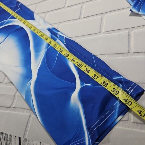 Men's Size Medium 2pc White Blue Swirl Graphic long Sleeve with pants outfit New - Picture 4 of 13